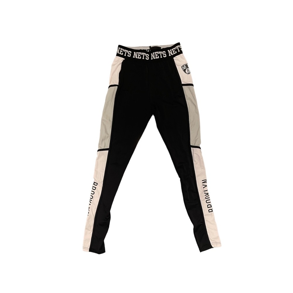 Brooklyn Nets Leggings.